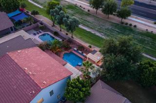 Spacious 5BR Gilbert Home w Pool for Getaway for Family - 6