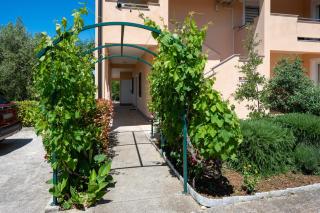 Apartments with parking space Vrsi, Zadar - 25947 - 6