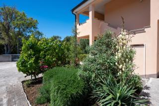 Apartments with parking space Vrsi, Zadar - 25947 - 3