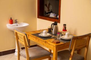 SkyNest Modern 2BR Apartment near Soroti Flying School and CBD - 7
