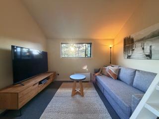 Self Contained Loft Studio at Lake Hayes Queenstown - 9