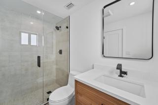 Modern Luxury Home - Miami Style -Top Location - 4