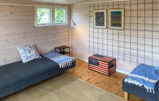 Gorgeous Home In Hundested With Wifi - 3