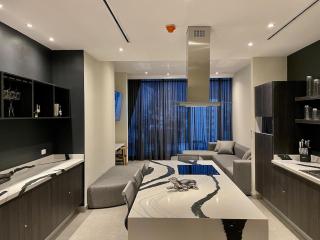 Upscale 2BR Apartment Prime Location & Lock-Off - 0