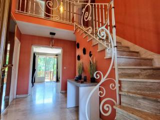 Villa spacieuse avec spa et jardin privé - Proche Paris - FR-1-527-67 - 1