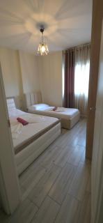 xhoel apartament - 4
