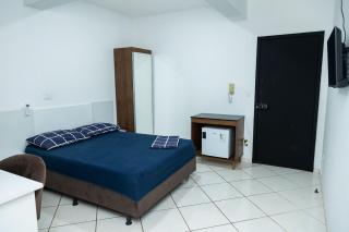 Loft Completo com Smart TV e Frigobar Compacto 08 - 0