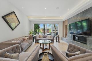 Brand new luxury house with 4 bedrooms - 8
