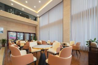 Shenzhoujie International Hotel-500 meters from the east gate of the National Forest Park - 2