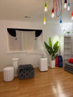Modern Tropical Cloud 9 Private Upstairs Suite - 4