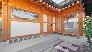 Gyeongju Byeolha Hanok Stay - 2