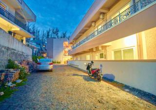 Ooty Mountain Bliss by VOYE HOMES - 4