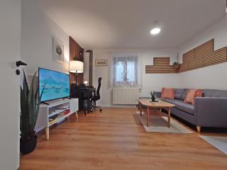 JIRVISTA-Homes, voll ausgestattete Wohnung im EG, kontaktloser Zutritt - Burghausen - 9