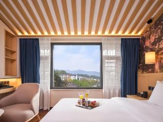 Zhangjiajie Lijing Boutique Hotel-Superior Class-Entrance of Baofeng Lake-English Support-Self-Service Laundry-Expansive Breakfast Buffet - 2