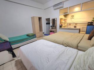 Sea View Jomtien Guest House - 7