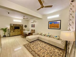 Pinkvalley Homestay - Entire Home 2BR With Parking - 0
