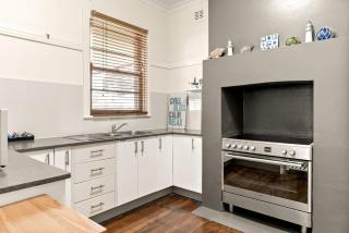 Avondale - 9