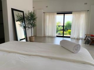 Orange Wellness Club - 8
