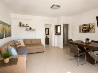 Paphos Eye 360 Roman Hotel, Lighthouse & Sea View - 7