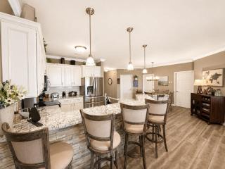 Lakeside Paradise at Lands' End - 9