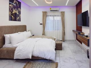 Horizon 2-Bed Luxury Apartment - 9