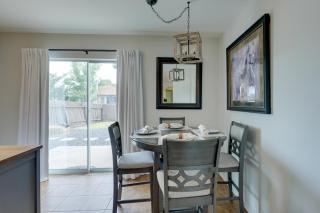 Private Yard & Deck! Group-Friendly Haven in Manor - 2