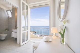 Hotel Ambasciatori Beach Front Breakfast e Brunch XXL fino alle 12 30 - 0