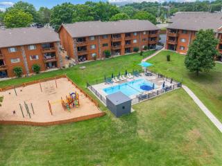 Poolside at The Pointe 2BDR - 5