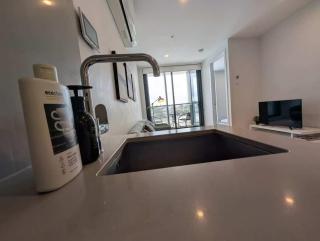 Parkville 2BR Apt close to Zoo and Hospital - 5