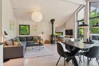 Large Holiday Home With Hot Tub By Vig Lyng - 7