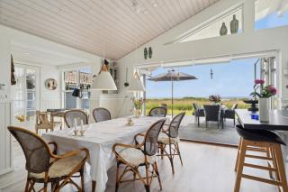 Fantastic Summer House With Sea View - 8