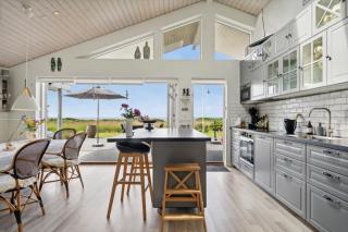 Fantastic Summer House With Sea View - 6