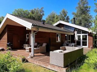Cozy Holiday Home With Spa And Fireplace - 0