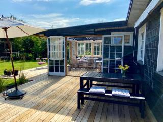 Charming Holiday Home Close To A Beautiful Beach - 8