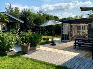 Charming Holiday Home Close To A Beautiful Beach - 2
