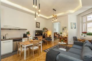 Large 4BR Oasis in Central Budapest AC- BP Sky - 3