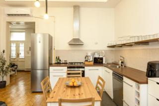 Large 4BR Oasis in Central Budapest AC- BP Sky - 7