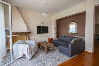 Alkyone Seafront Loutraki Apartment - 7