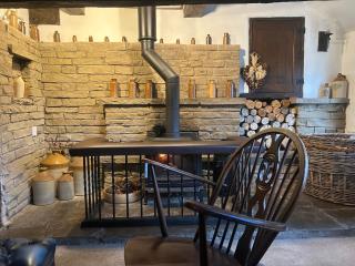 Luxury 16th Century Tudor Cottage - 7
