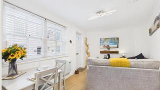 Castle Cove - 1 Bedroom Apartment - Tenby - 5