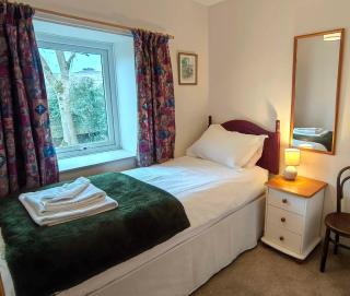 Mews Cottage - 2