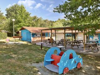 Bungalow climatisé TV - 4 pers. - API-1-52-2841 - 2