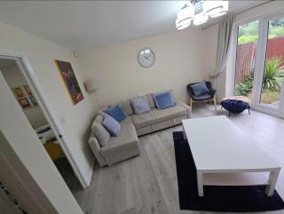 Nash Gardens Luxury Retreat - 4