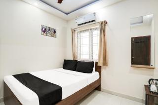 Hotel O Bangalore Near Reva Circle Formerly CKA Boarding - 3