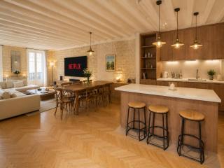 Le Marais Luxe - Modern 2-Bedroom Apartment - 6