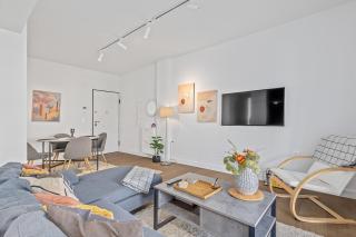 Luxury 2BR-3BA - Heart of Glyfada by TwentyTwo - 2