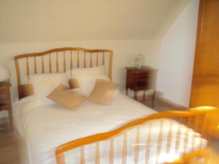 chambre coquette lit double Sdb privative - 5