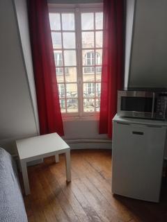 STUDIO ST MICHEL - 7
