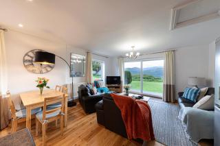 Fig Tree - Pet-friendly cottage with indoor pool, hot tub & breathtaking views of Snowdonia - 1