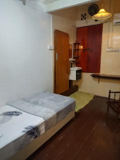 Andalusia Nightlife Guesthouse - 8